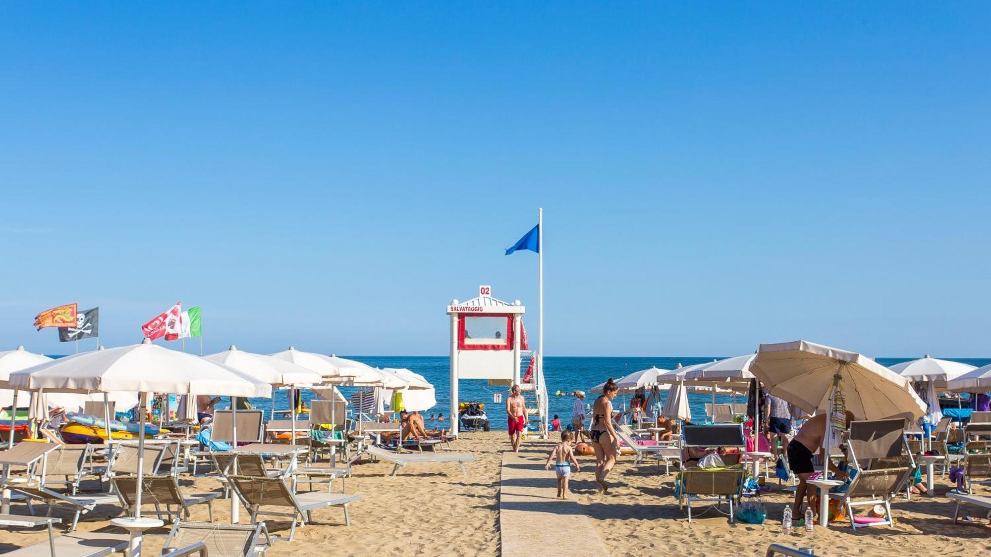 Apollo Apartment Lido di Jesolo Luaran gambar